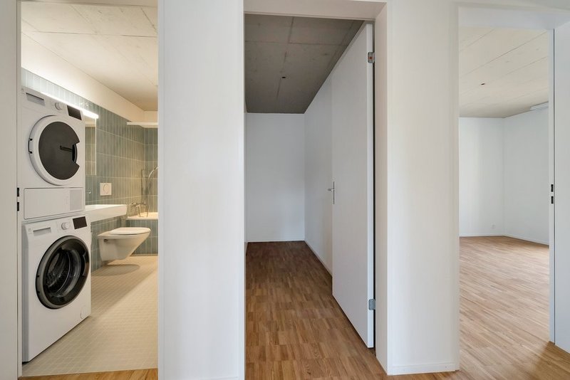 Übersicht Bad, Reduit, Zimmer