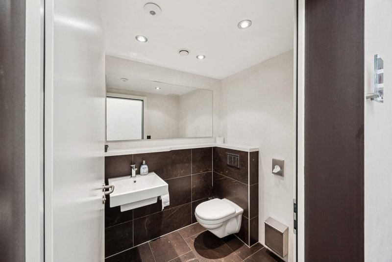 Toilettenraum zur Mitbenutzung