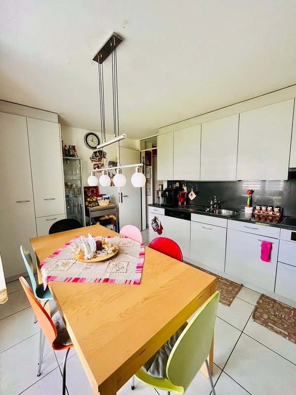 Küche mit Esstisch (gemeinsame nutzung)