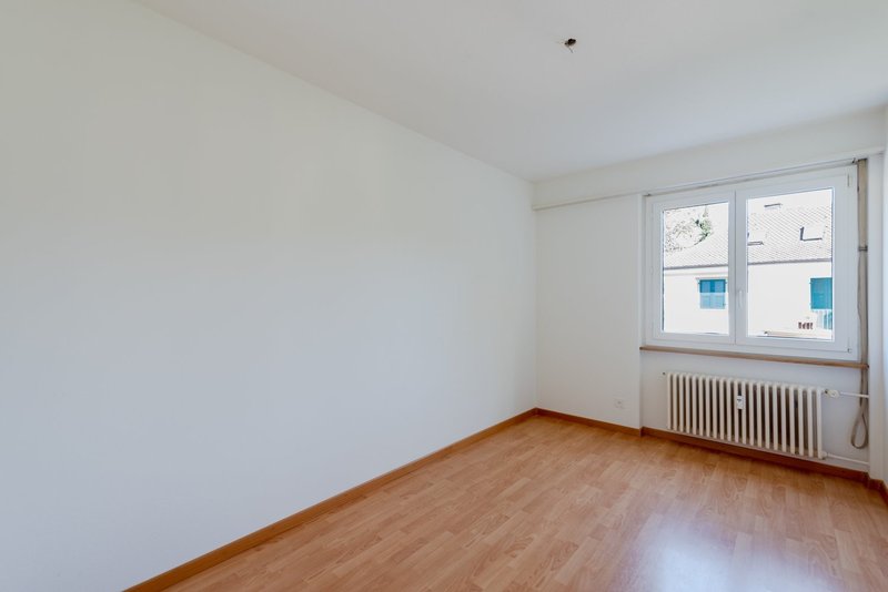 Zeughausstr. 45 3.5 ZW 1. OG li Zimmer 2