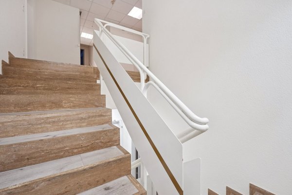 Treppe zum Untergeschoss