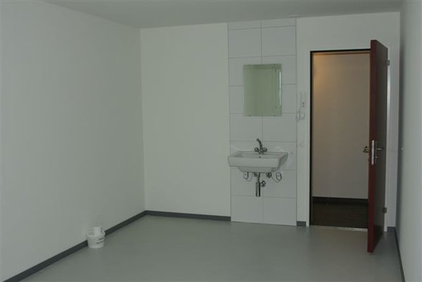 Hobbyraum mit Lavabo