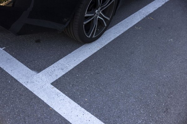 Parkplatz Symbolbild.jpg