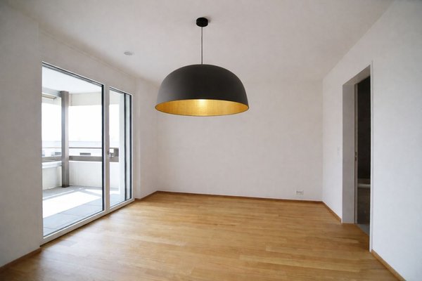 Eleganter Wohnbereich mit Pendelleuchte.png