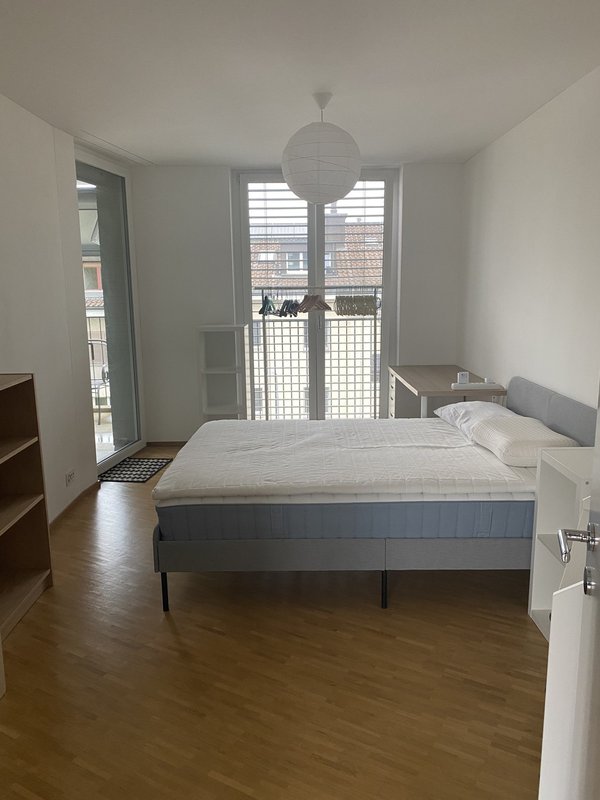 Bedroom can come with or without furniture.