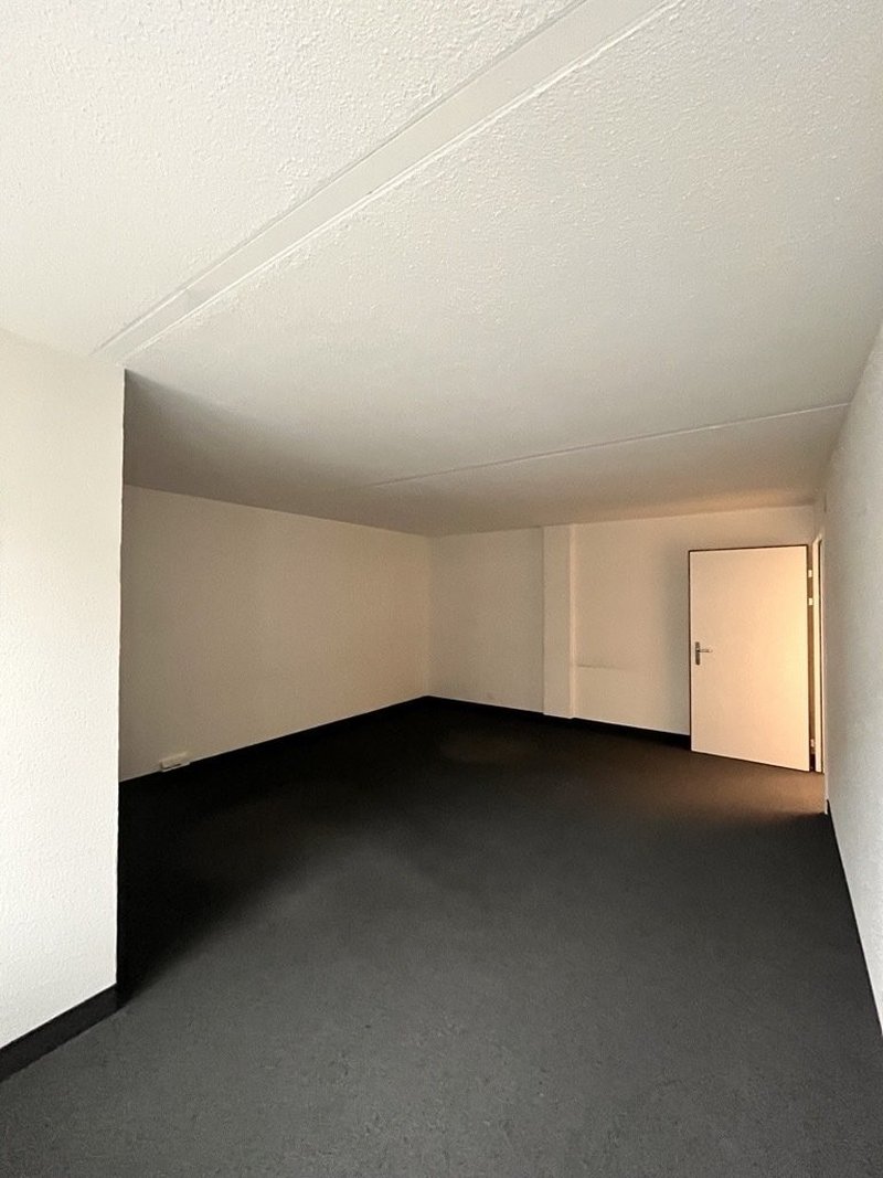 Raum_1_Leer.jpg