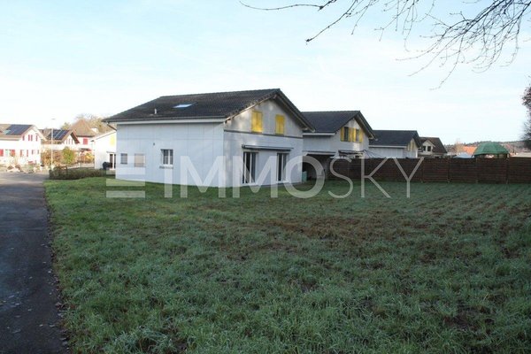 Familienparadies mit viel Grün