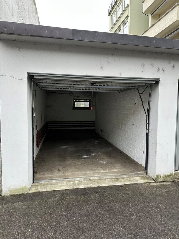 Garage_offen.jpg