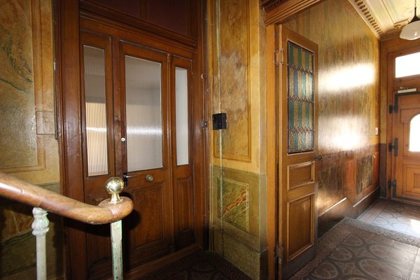 Treppenhaus/Wohnungseingang