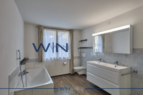 BAD/DU mit Tageslicht