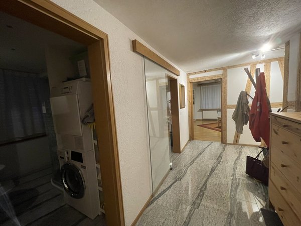 Li Bad, 2. li Küche, gerade aus ess-/wohnzi, re schlafzi