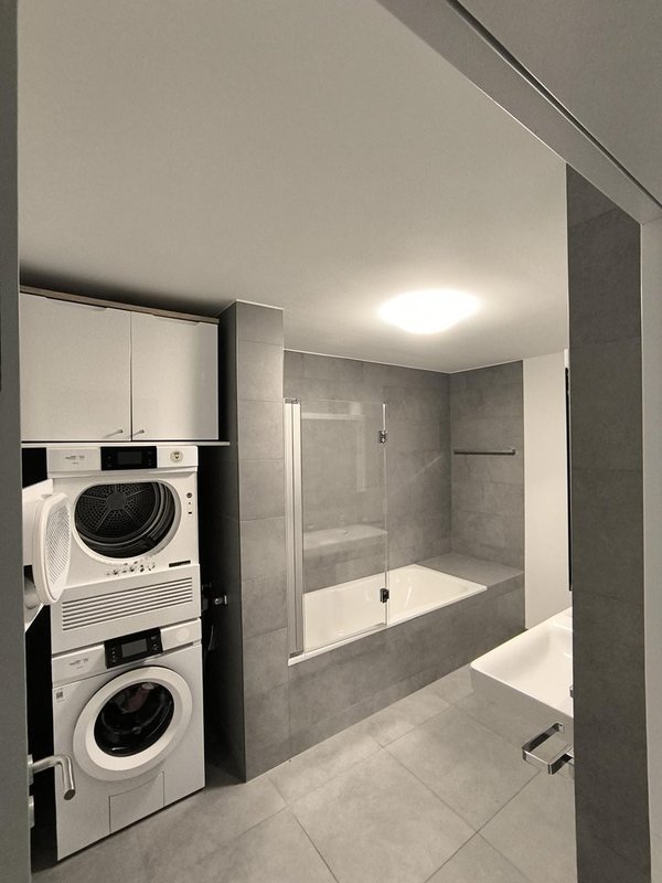 Badezimmer mit Waschturm