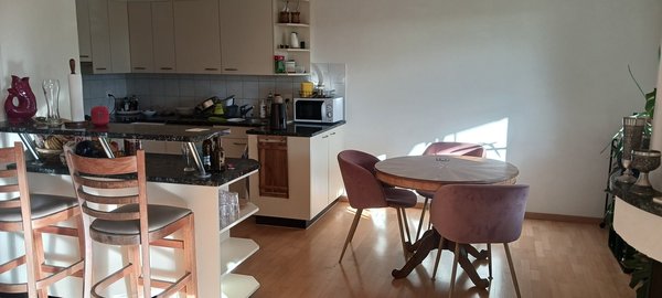 offene Küche zum Wohnzimmer