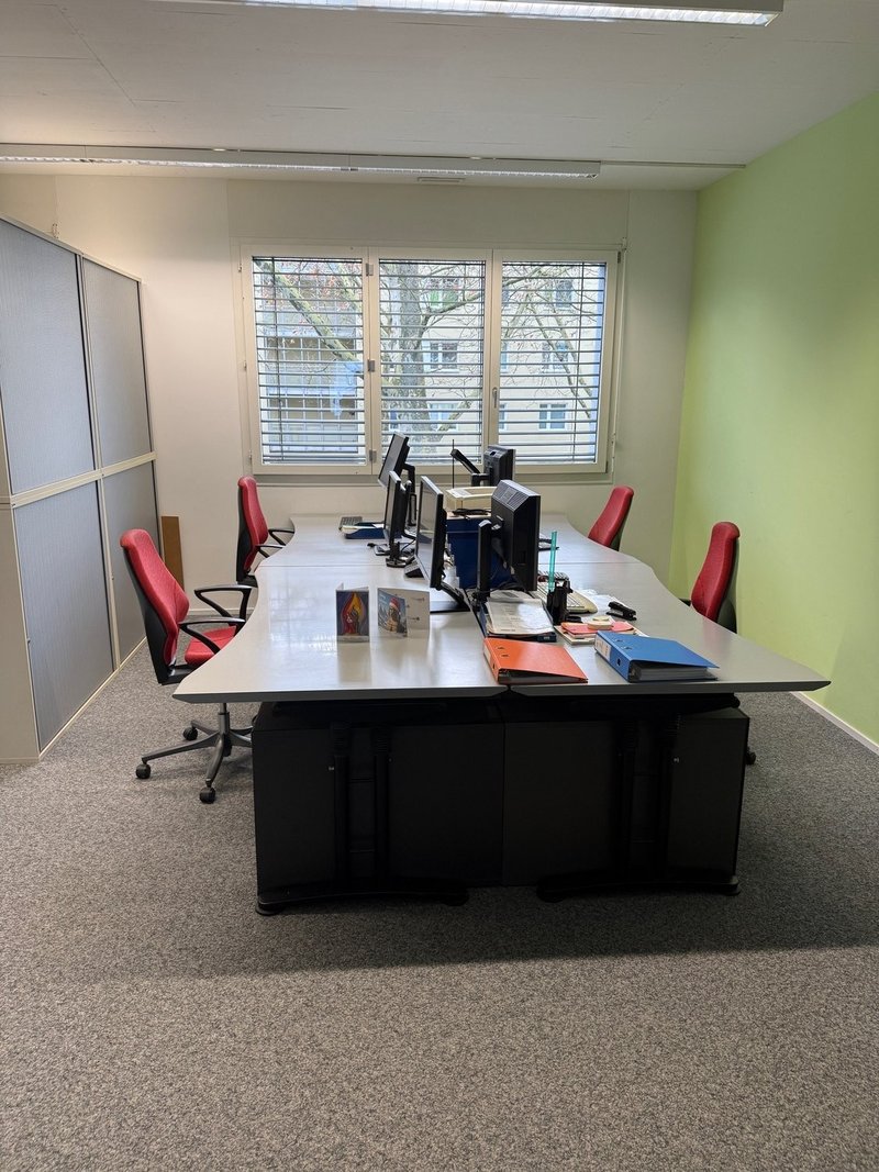 17511_Büro2