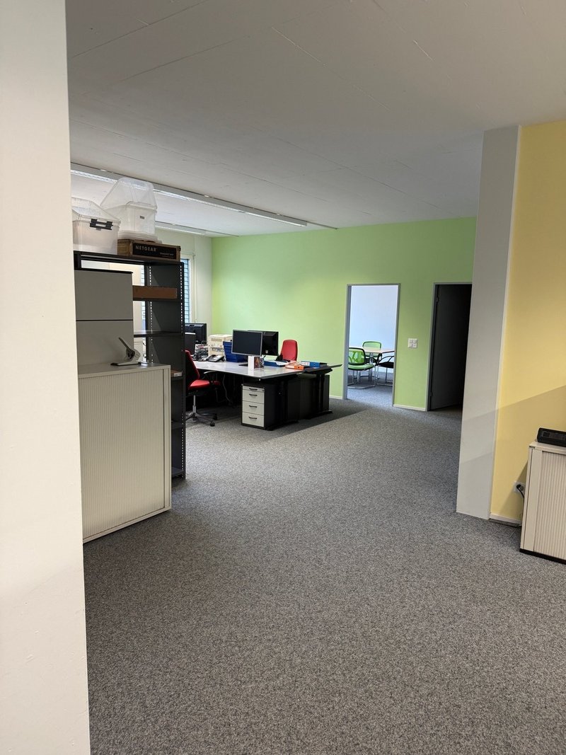 17511_Büro1
