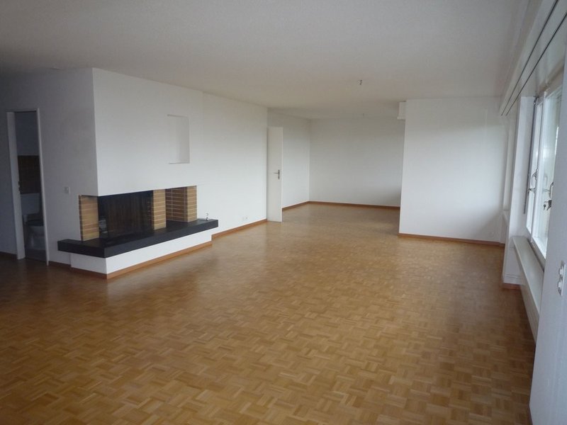 Wohnzimmer (Musterbild)