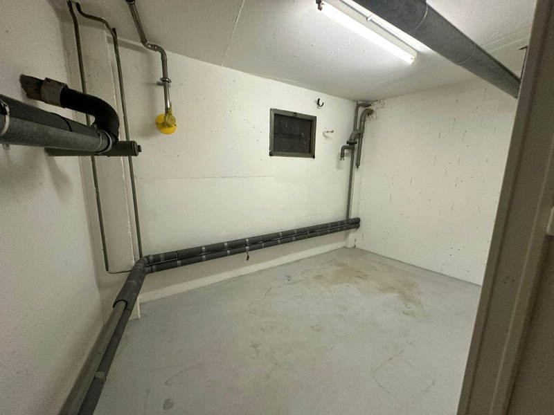 Hinterer Lagerraum im UG