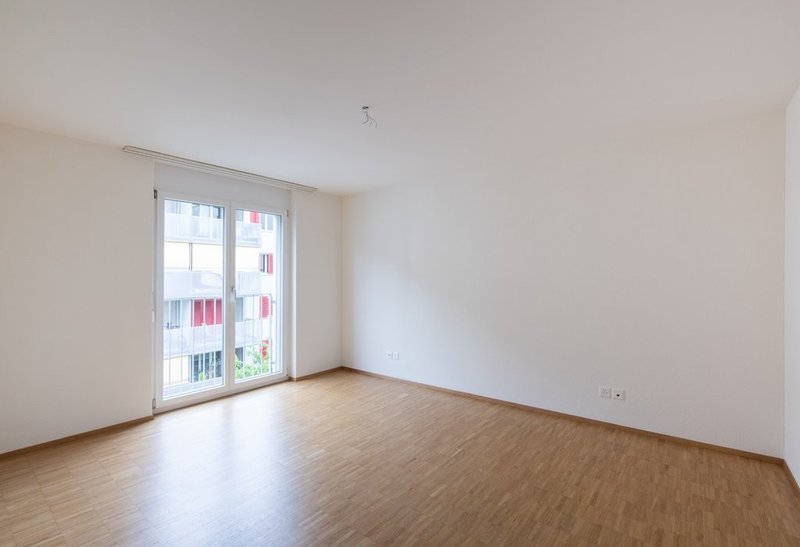 Schibistrasse5_4.5_ZWG_Zimmer_3.jpg