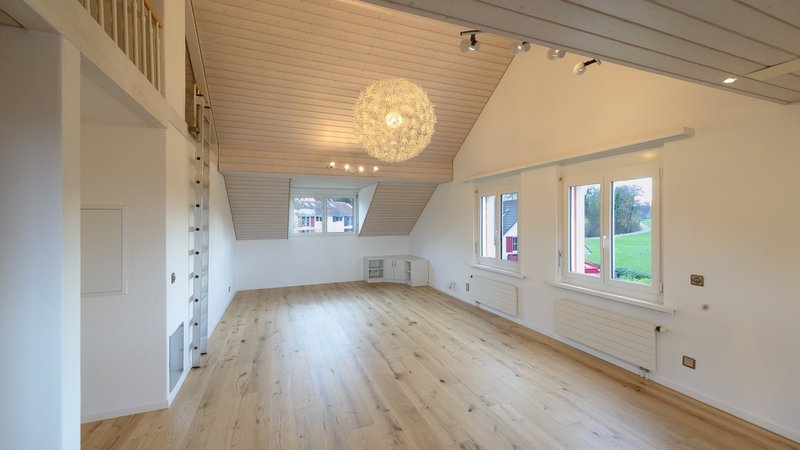 Wohnraum mit dem Blick ins Grüne