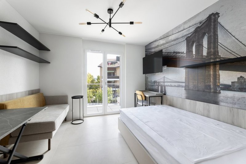 Studio mit Balkon.jpg