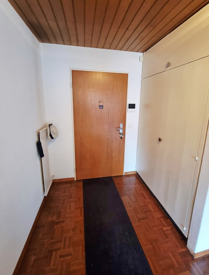 Eingangsbereich mit Einbauschrank