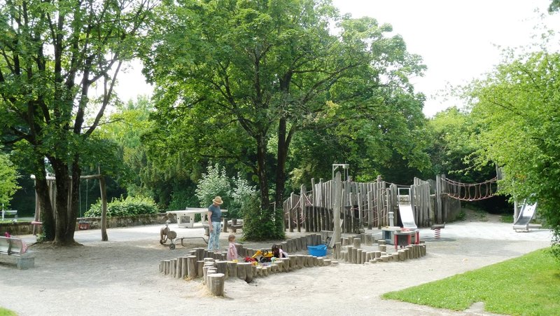 Spielplatz Rösslipark
