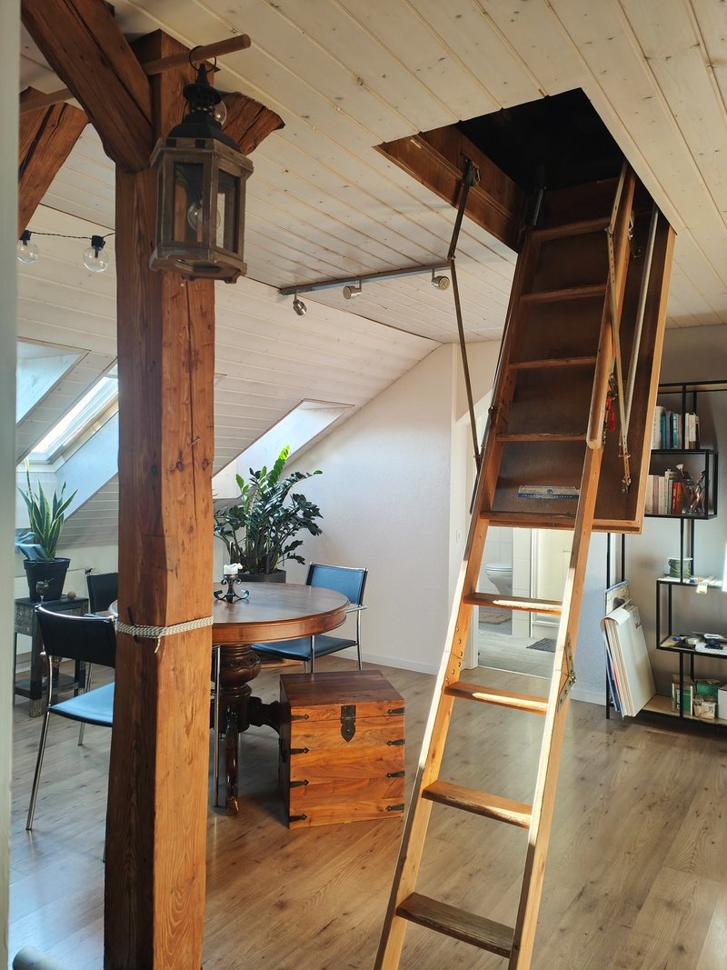 Treppe zur Dachterasse