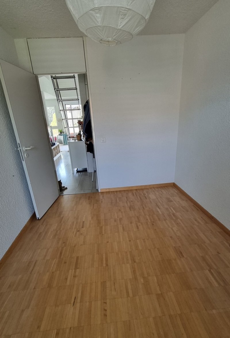 dein Zimmer von der anderen Seite her betrachtet