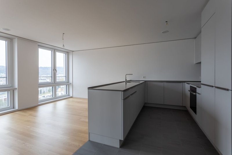 20221102_SBB_LETZITURM_14.14_Ku╠êche-Wohnraum-.jpg