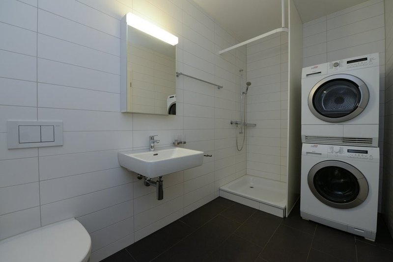 Badezimmer mit Waschturm