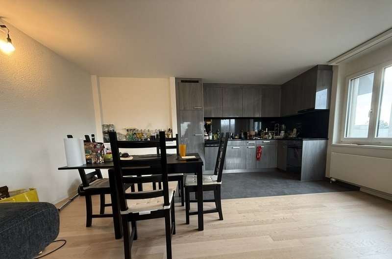 Küche und Essbereich