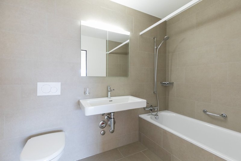 Badezimmer mit Badewanne