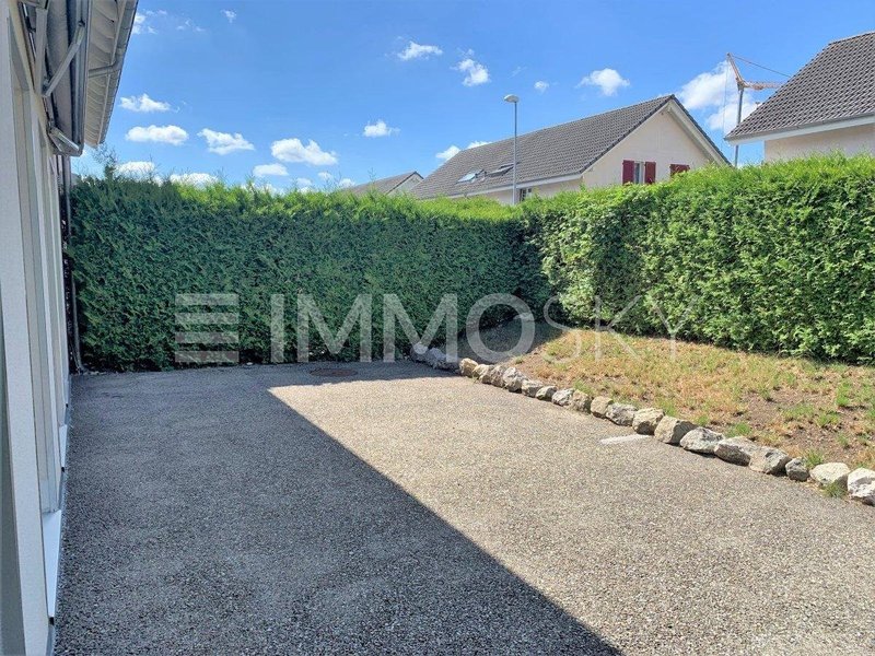 Sonniger Aussenbereich