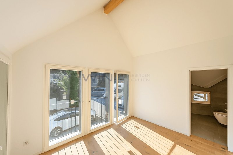 Architektenhaus mit Sonne