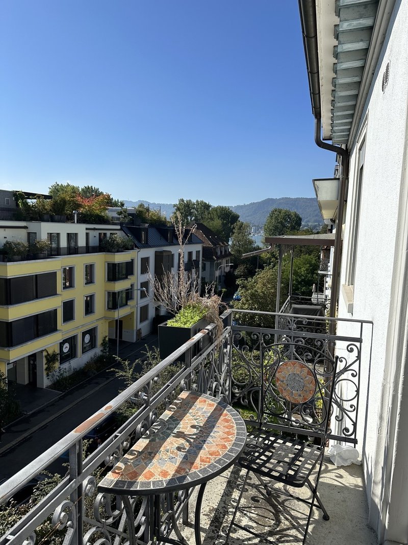 Balcony with Lake View