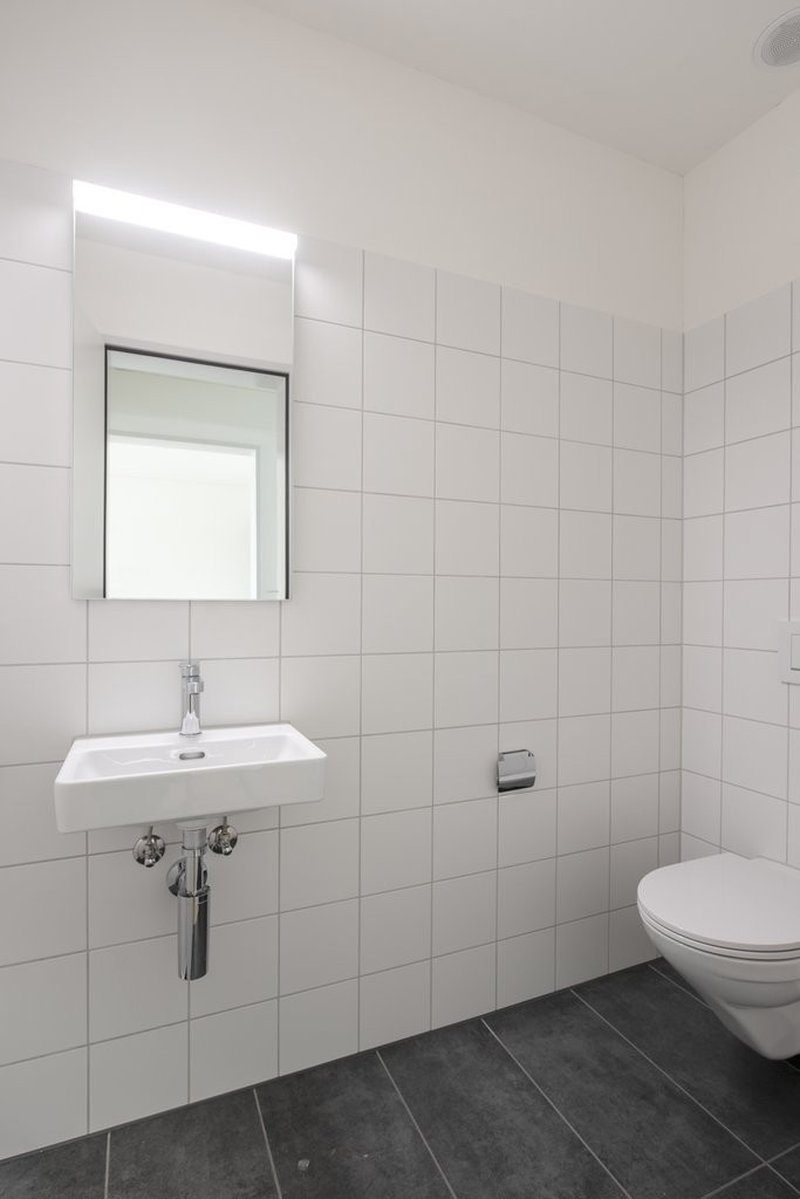 Nasszelle mit sep. WC - Musterfoto