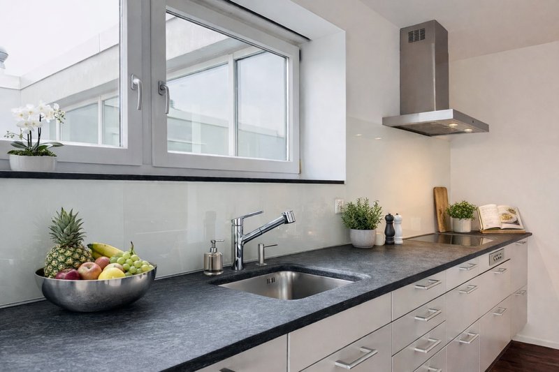 Bulthaup-Küche mit Granitabdeckung