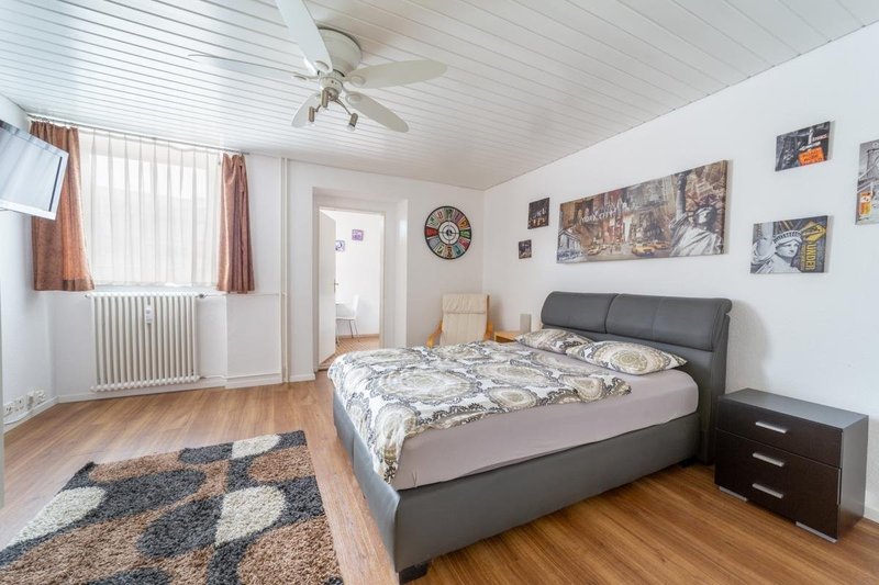 Apartment mit separater Küche