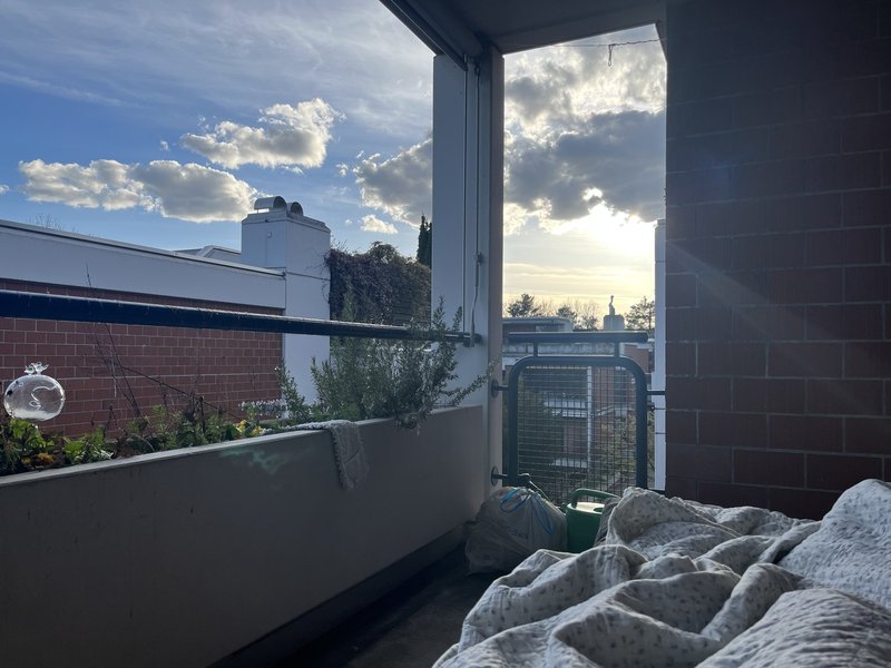 Balkon mit Abendsonne