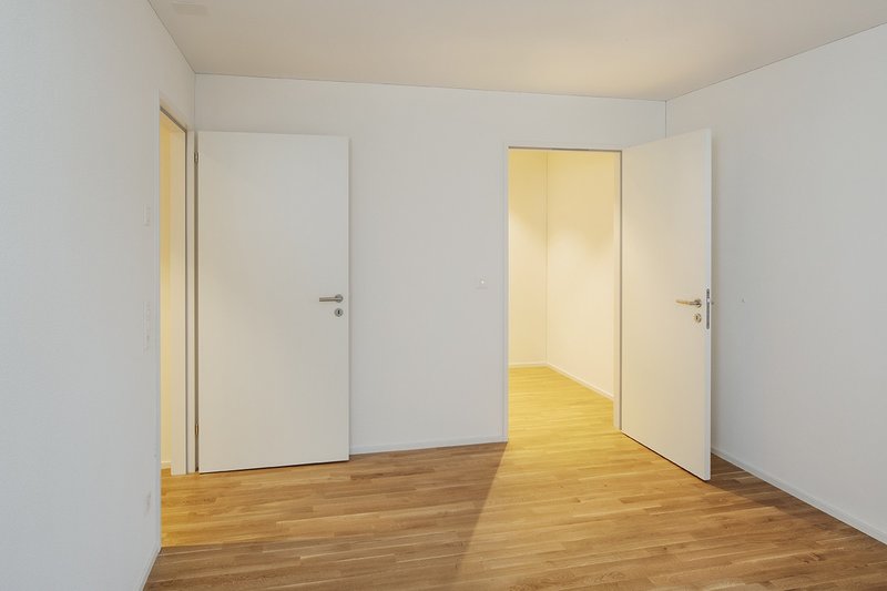 Walk-In-Garderobe beim Schlafzimmer