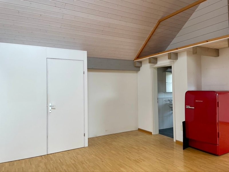 Bereich vor dem Bad und sep. Raum