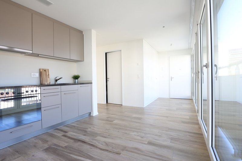 Kueche und Eingangsbereich