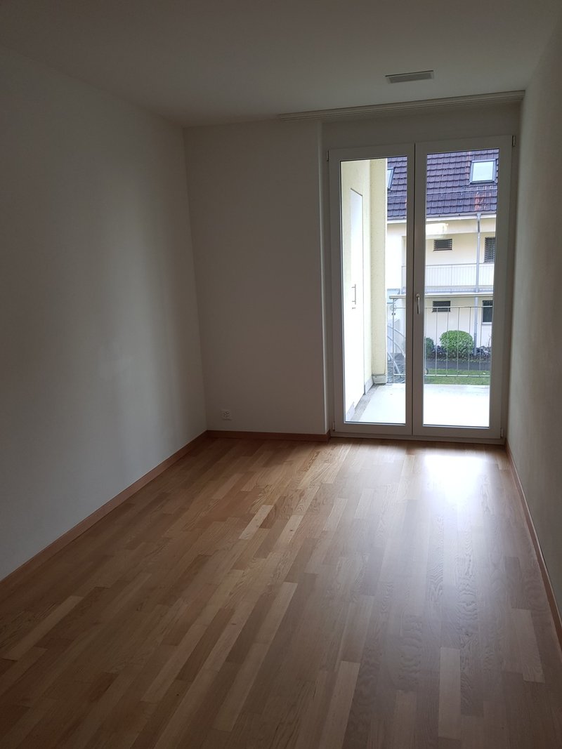 Auf dem Balkon + Reduit