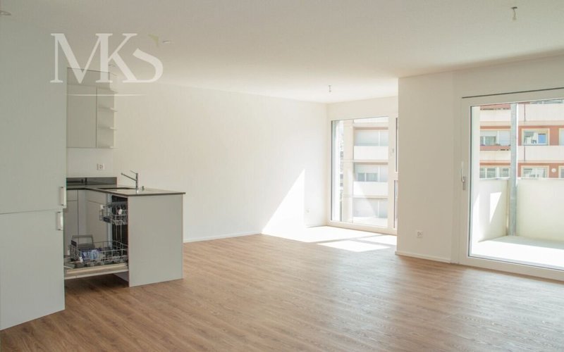 Grosszügiger und freundlicher Essbereich