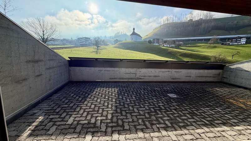 Balcony Mountain Side