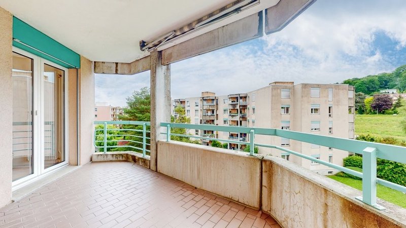 3.5-Zi-Yverdon-3164.06.0075-Balcon.jpg