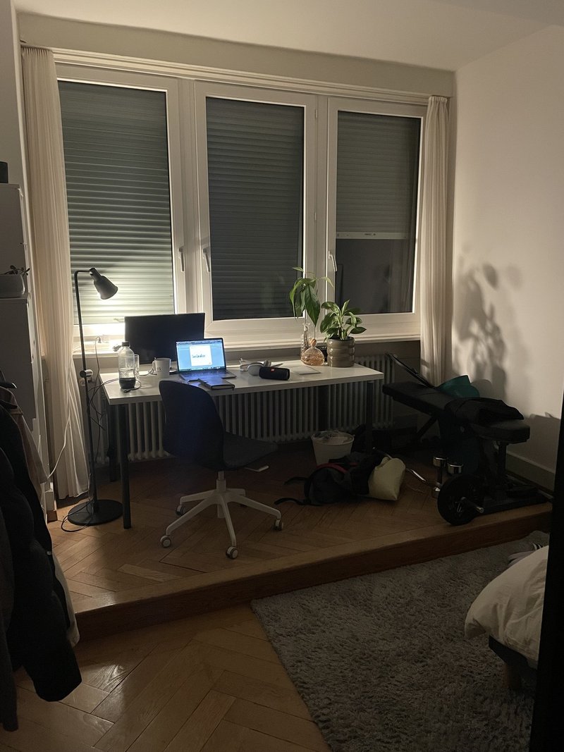 So sieht das Zimmer aus wenn du rein läufst