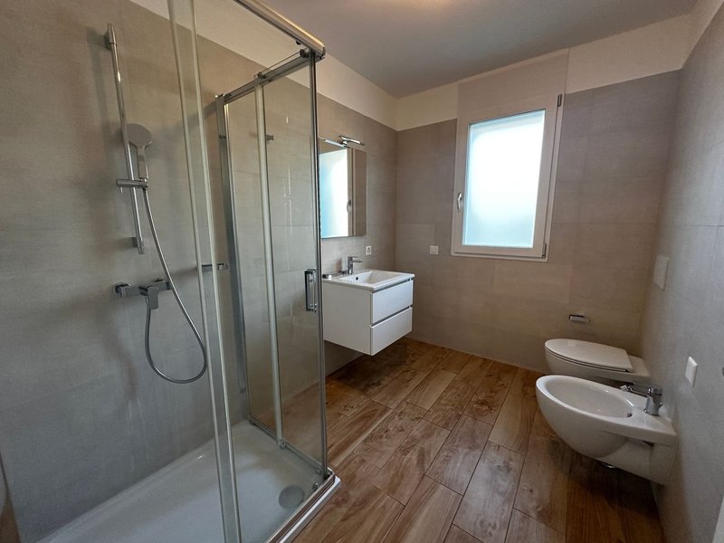 VACALLO - 2.5 locali di ottima metratura con balcone vivibile e vista aperta - 5