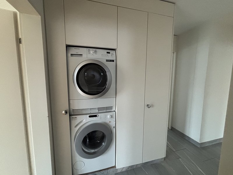 Waschturm / Einbauschrank