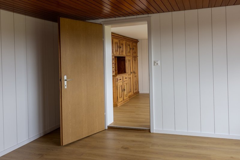 Wohnzimmer mit Blick auf Esszimmer